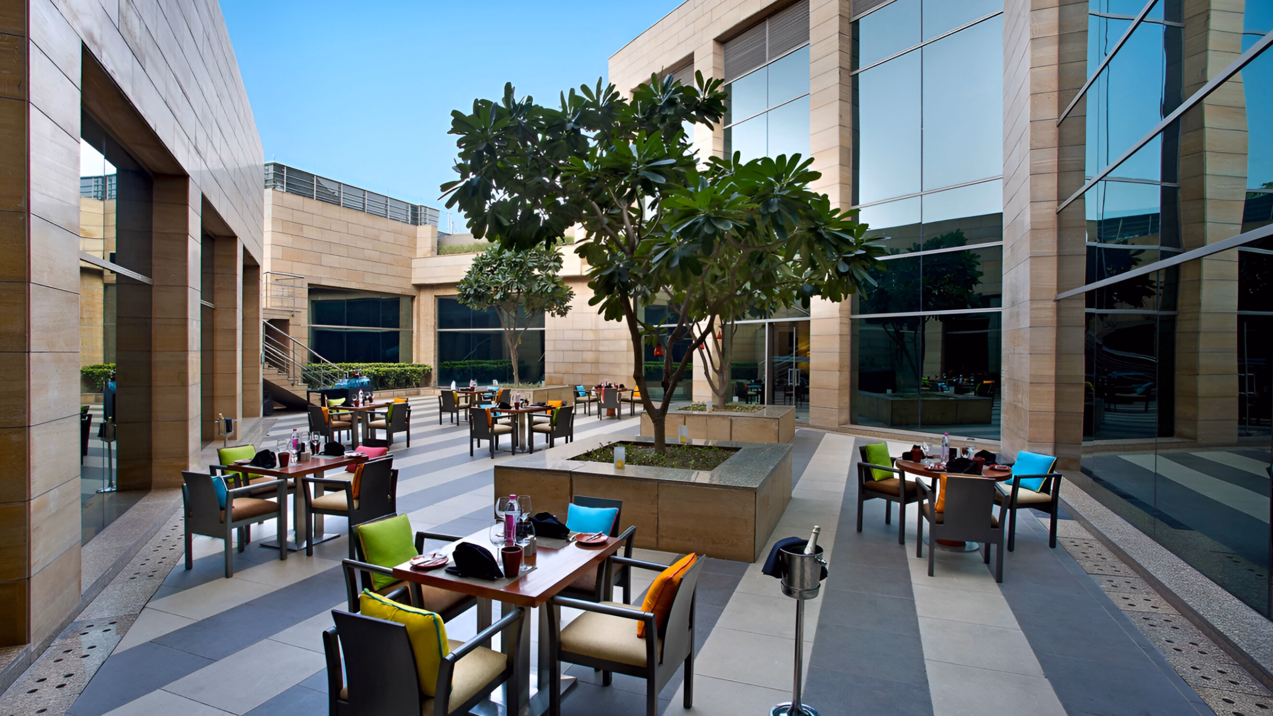 Courtyard By Marriott, Gurgaon