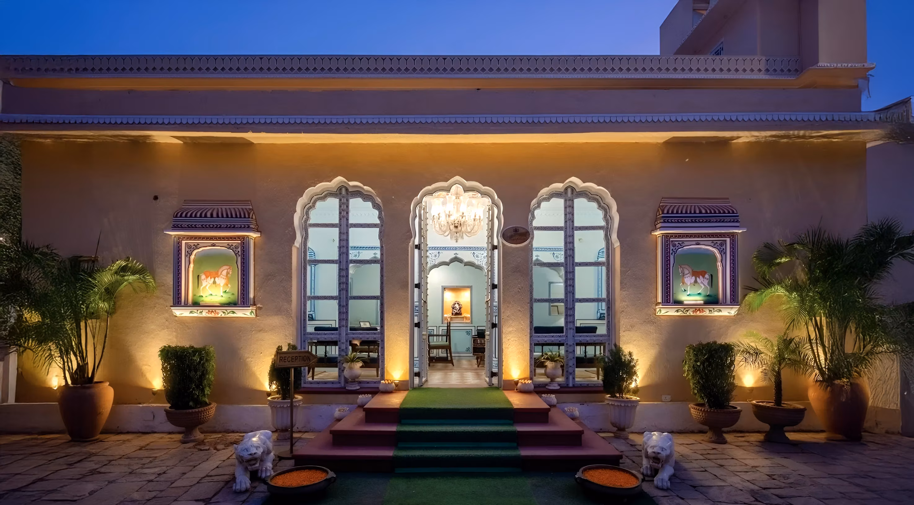 Chomu Palace Hotel - photo 7